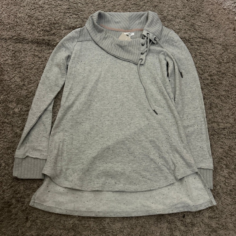 Maurice’s sweater shirt